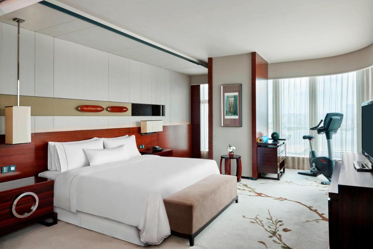 Hotel The Westin Pazhou Canton Esterno foto