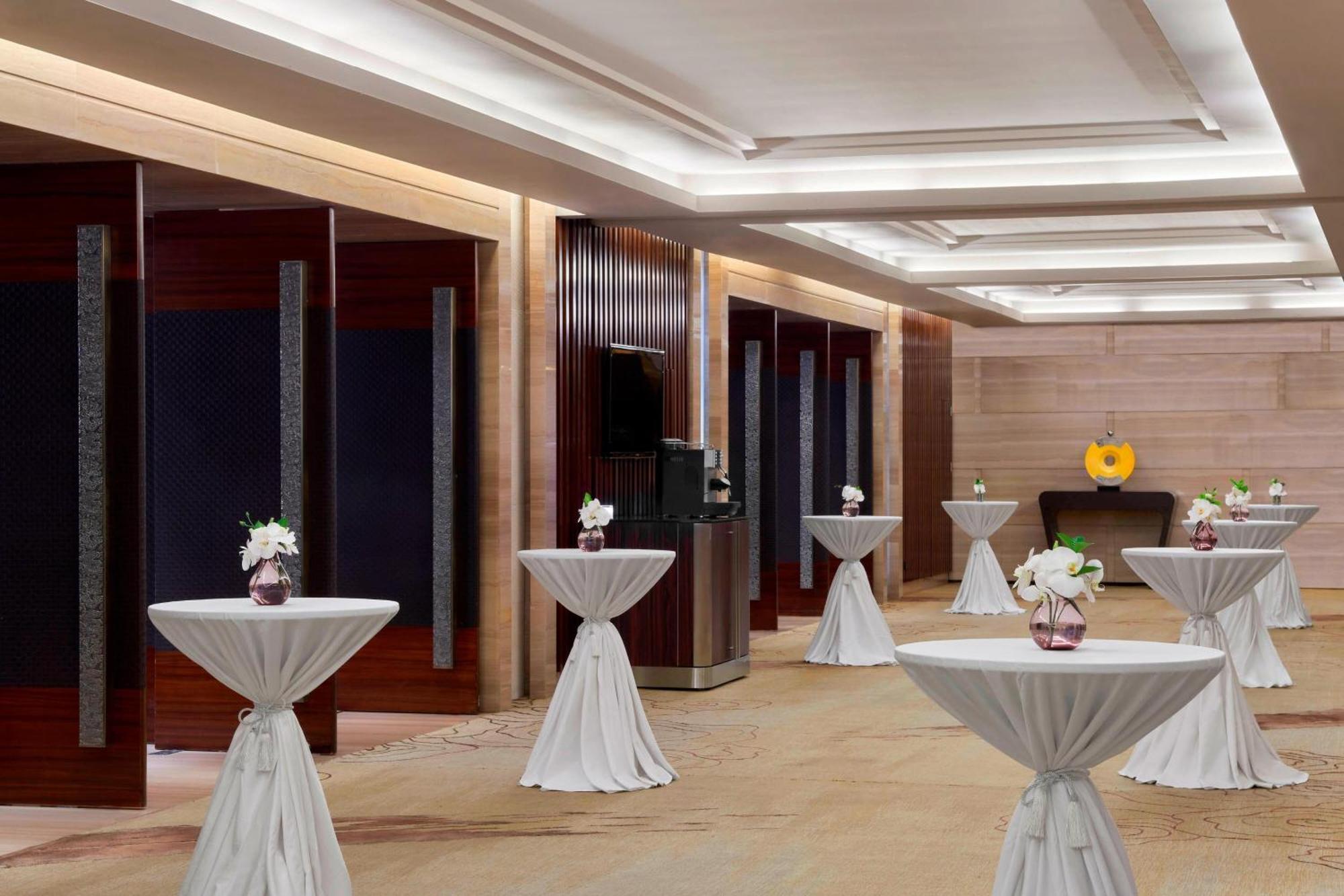 Hotel The Westin Pazhou Canton Esterno foto